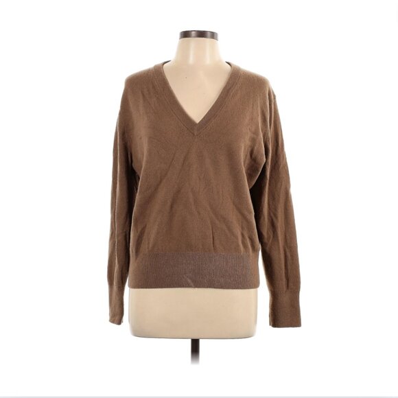 Vince Sweaters - Vince Camel Wool Pullover Sweater V-Neck Size L